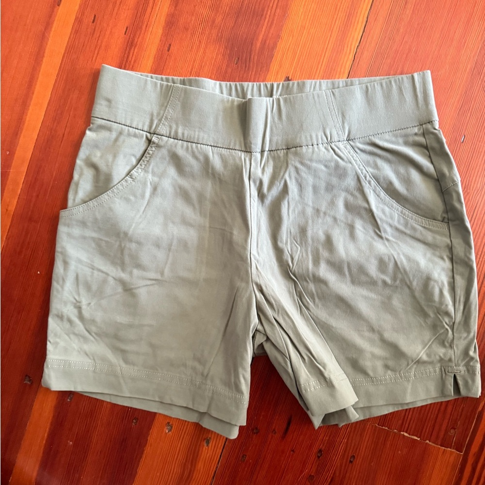 Columbia Women's Anytime Hiking Shorts size medium, women’s green fishing shorts - Picture 3 of 8